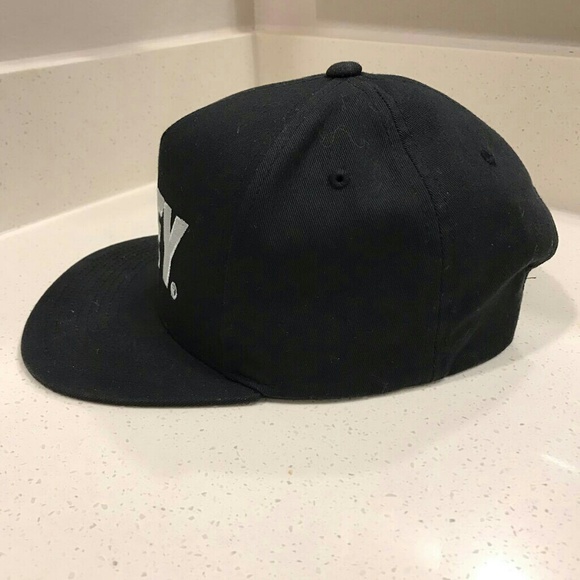 💥OBEY💥 - Picture 3 of 6